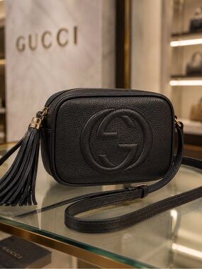 GUCCI SOHO DISCO BLACK LEATHER ADJUSTABLE CROSSBODY BAG-TASSEL-RARE LOCK.